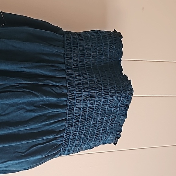 Flowy blue top - Picture 3 of 5